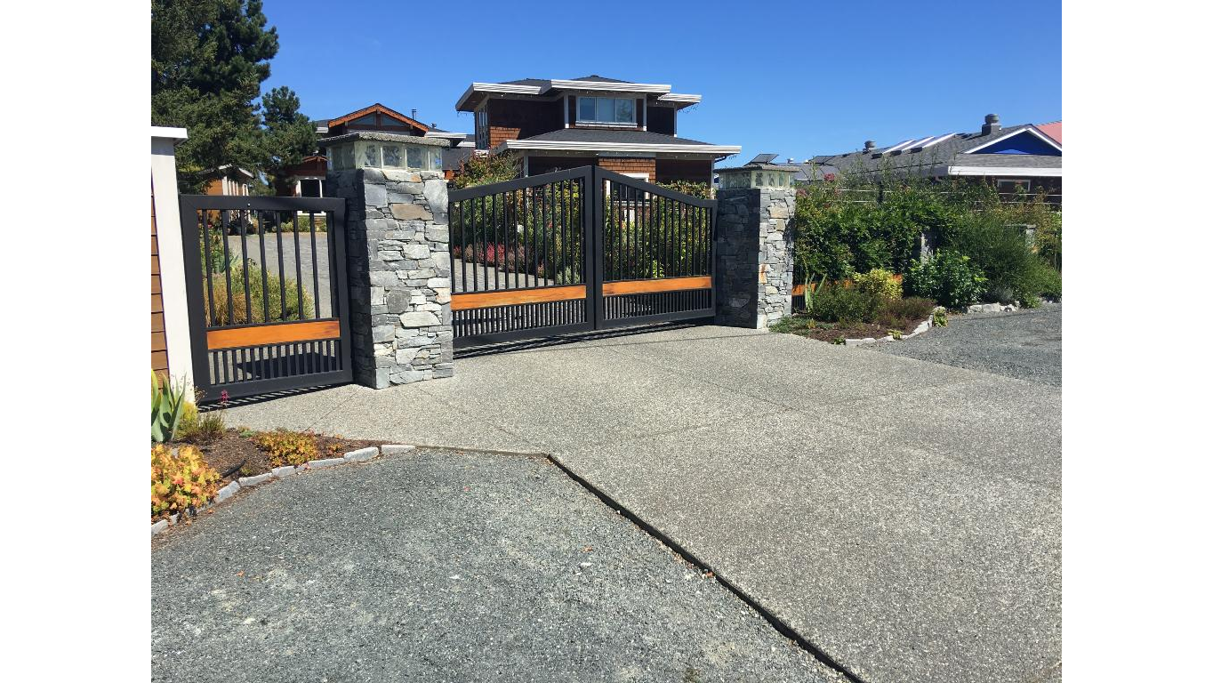 Driveway Gates Custom Aluminum Swing Driveway Gates Mariner